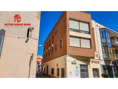 Oportunidad magnífica de negocio con vivienda en Santa Bàrbara