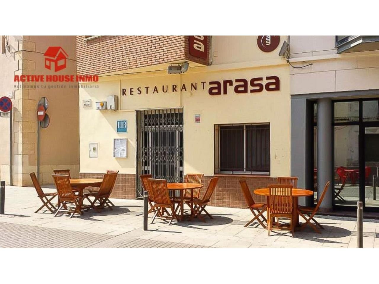 Oportunidad magnífica de negocio con vivienda en Santa Bàrbara - Foto 2
