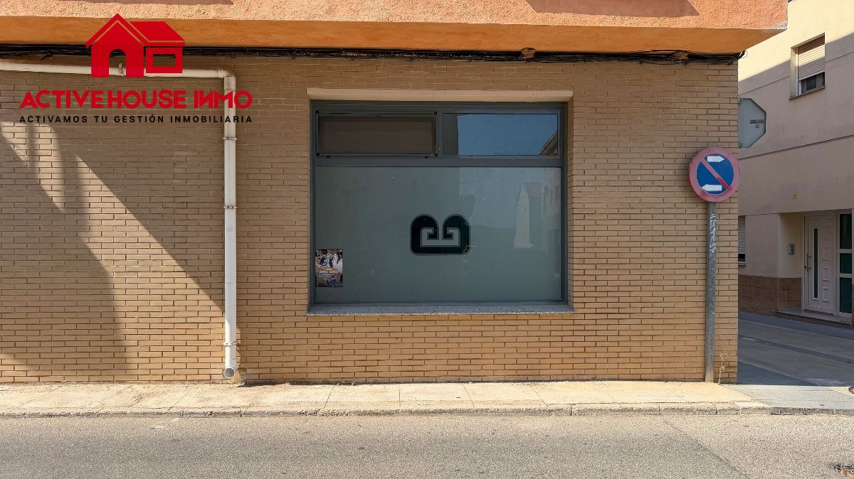 Local Comercial en alquiler en Santa Bàrbara