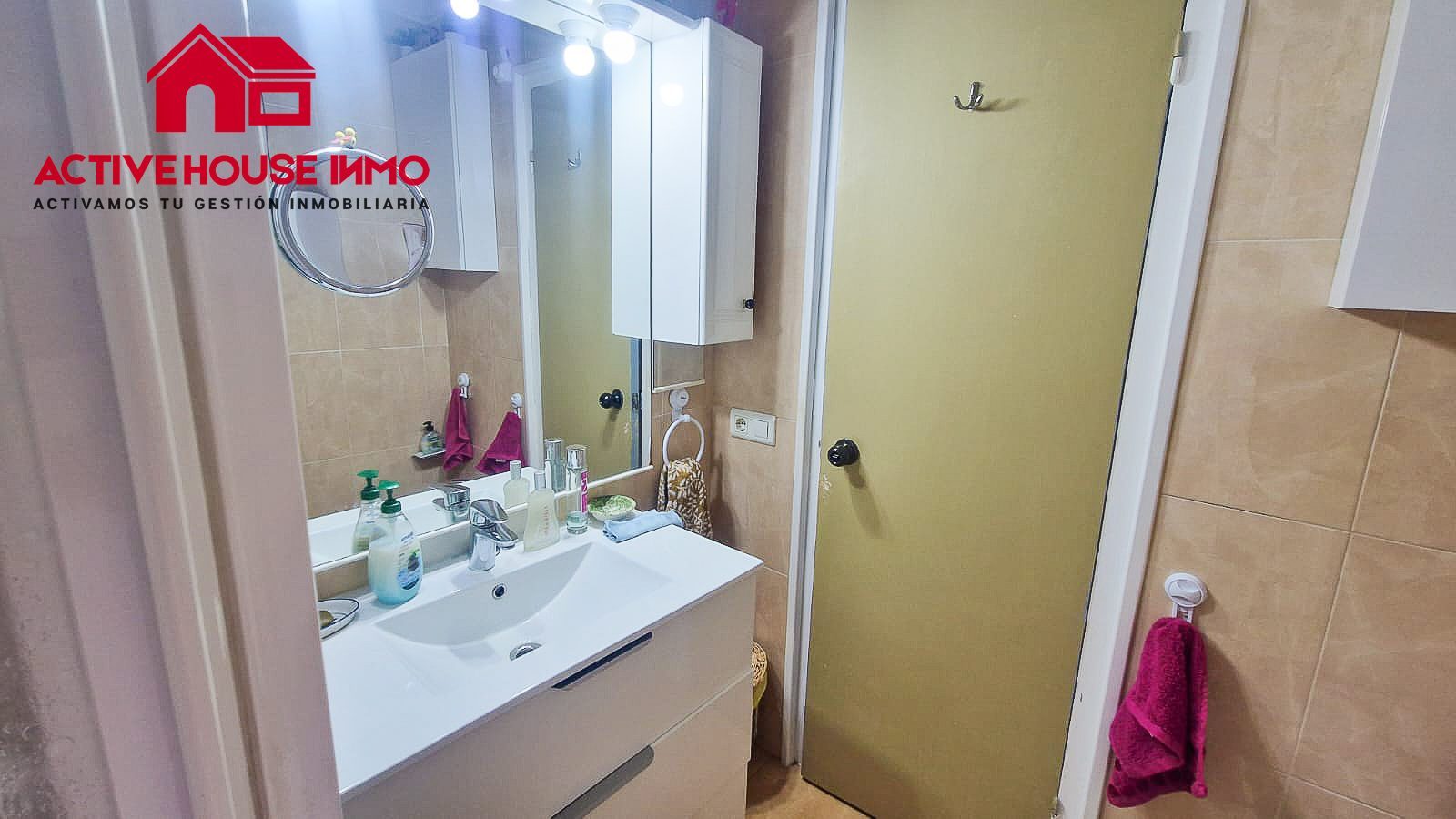 Piso de 3 habitaciones en el centro de La Rapita, Zona Ayuntamiento. - Foto 10