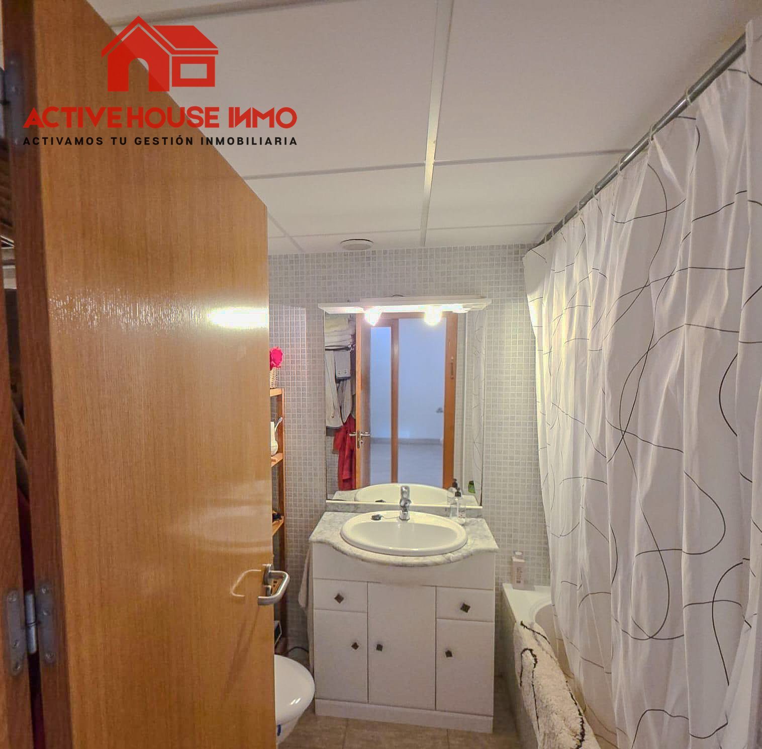 Planta baja independiente con un amplia terraza y trastero en Urbanización Garbí- Alcanar Playa - Foto 33
