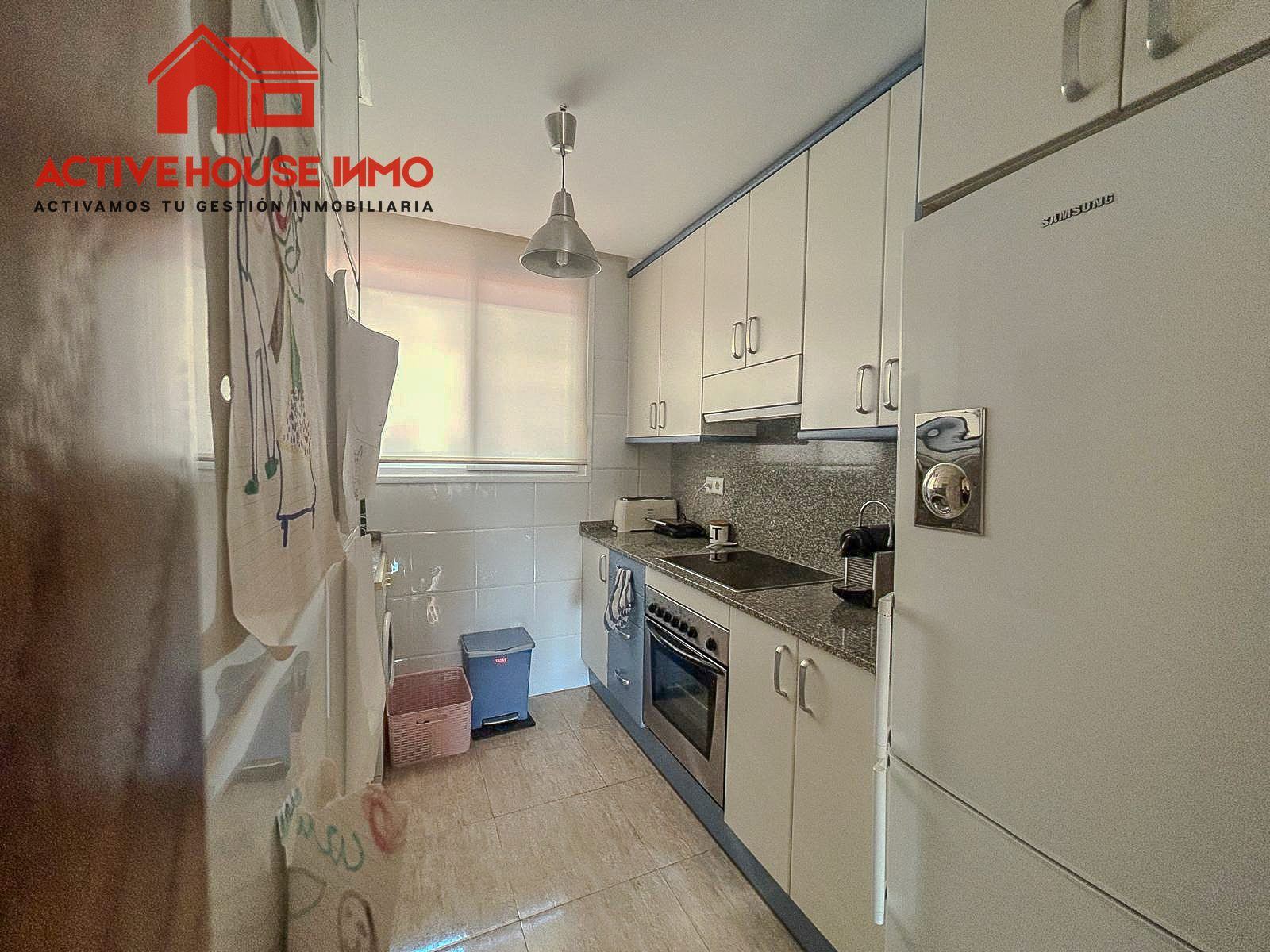 Planta baja independiente con un amplia terraza y trastero en Urbanización Garbí- Alcanar Playa - Foto 23