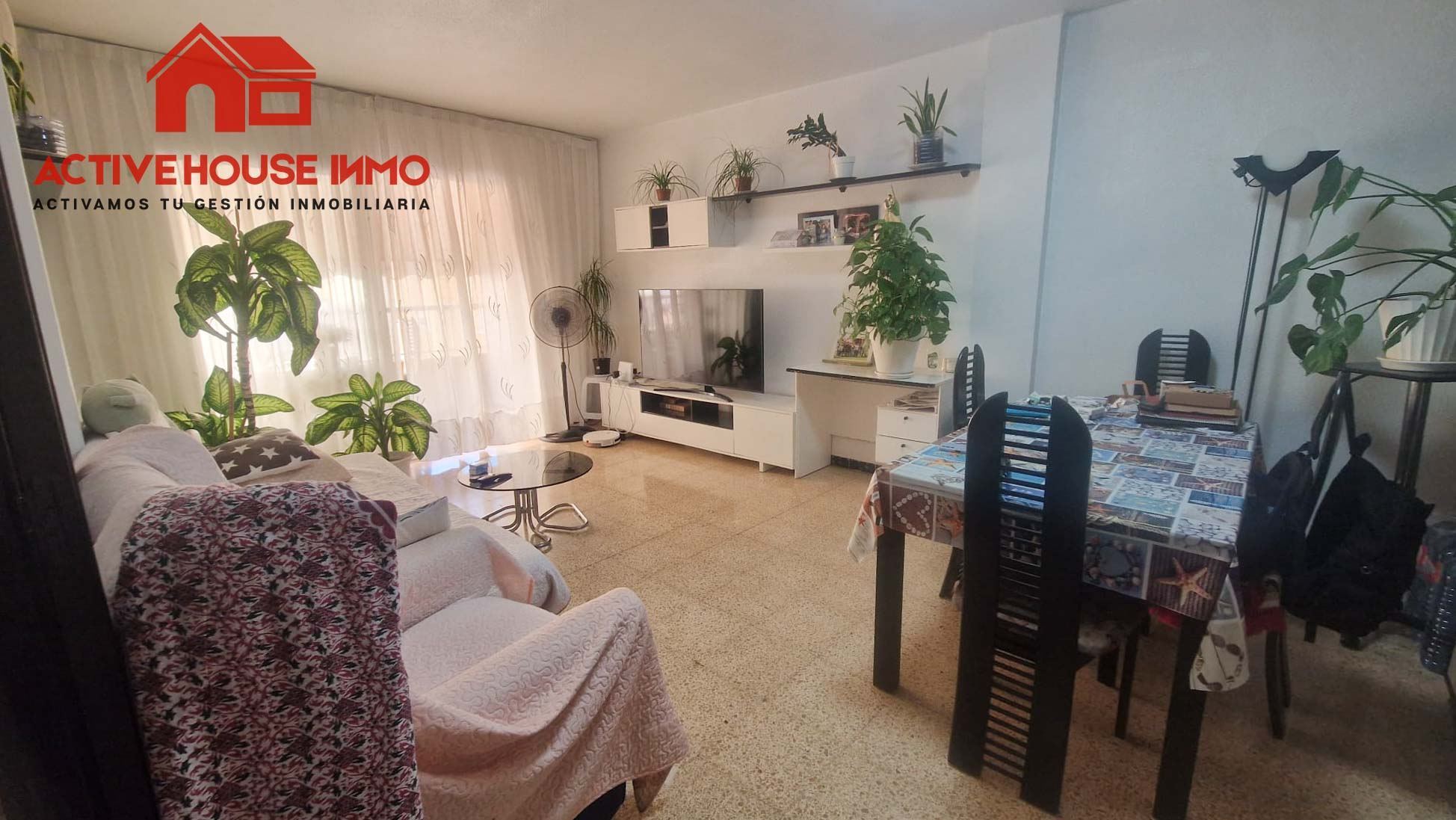 Piso de 4 habitaciones con terraza en La Ràpita - Foto 3