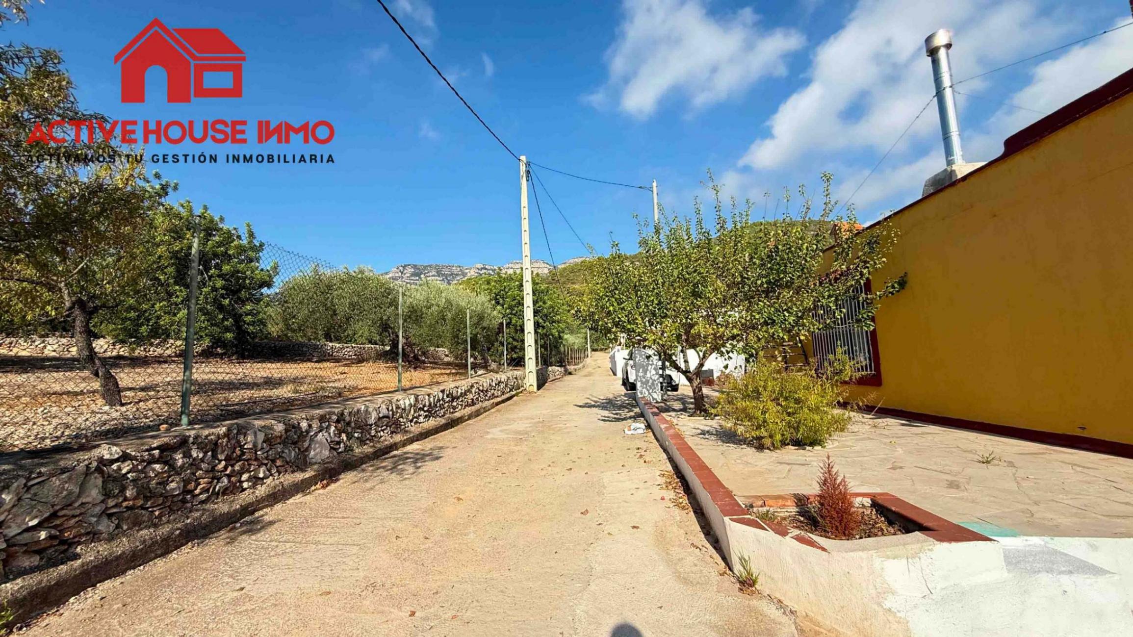 Casa rústica con terreno y piscina en Alcanar - Foto 8