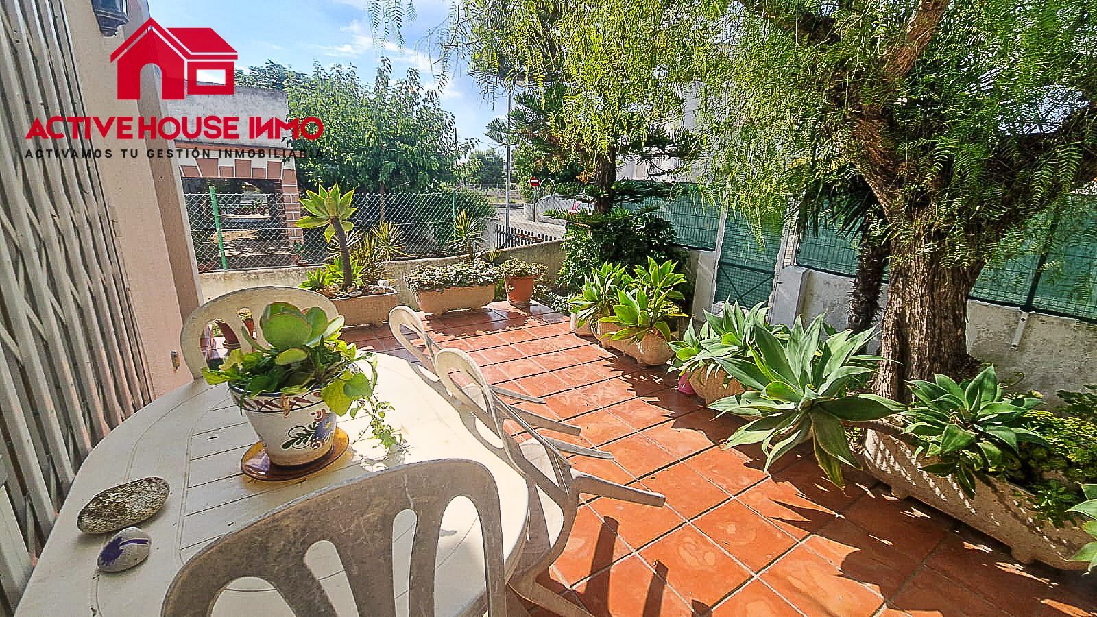 Casa adosada en venta en Les Cases de Alcanar - Foto 4
