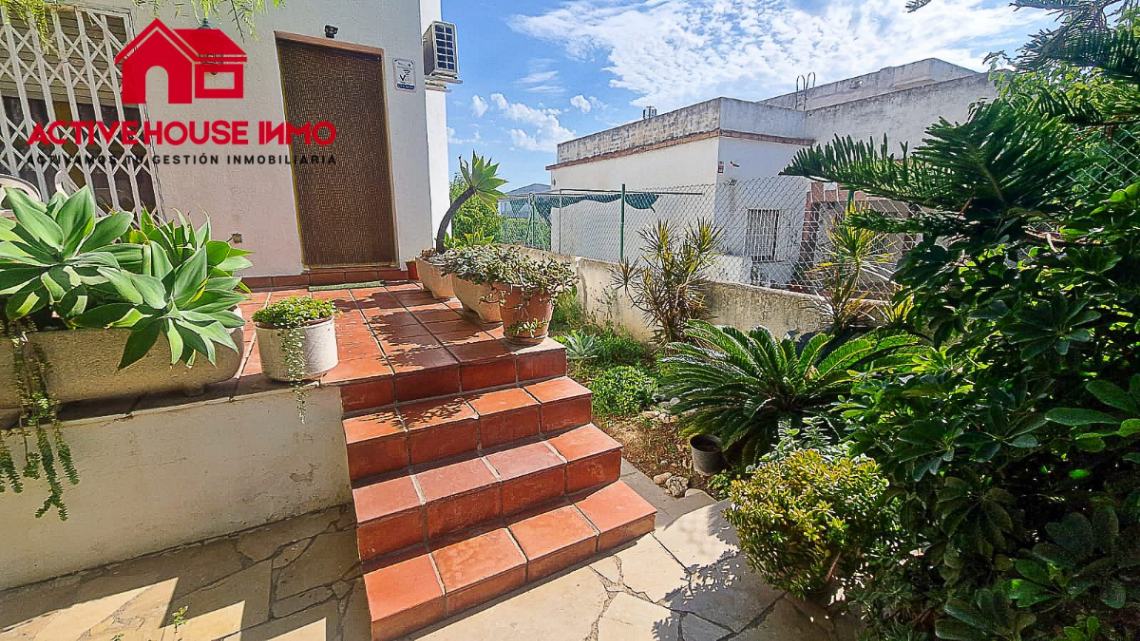 Casa adosada en venta en Les Cases de Alcanar