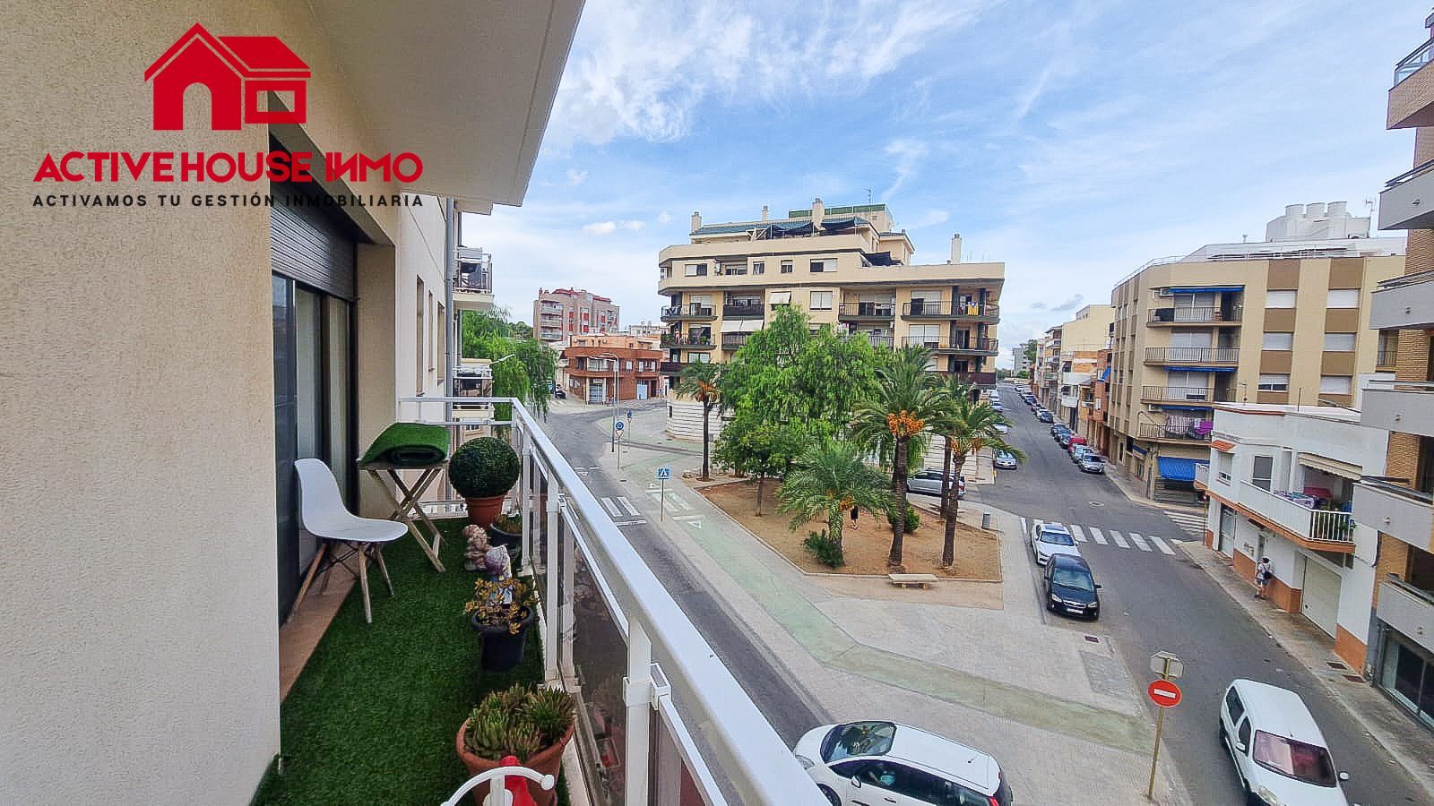 Piso amplio de 3 habitaciones con terraza en La Ràpita - Foto 4