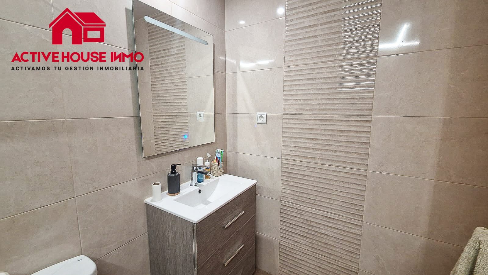Piso amplio de 3 habitaciones con terraza en La Ràpita - Foto 19