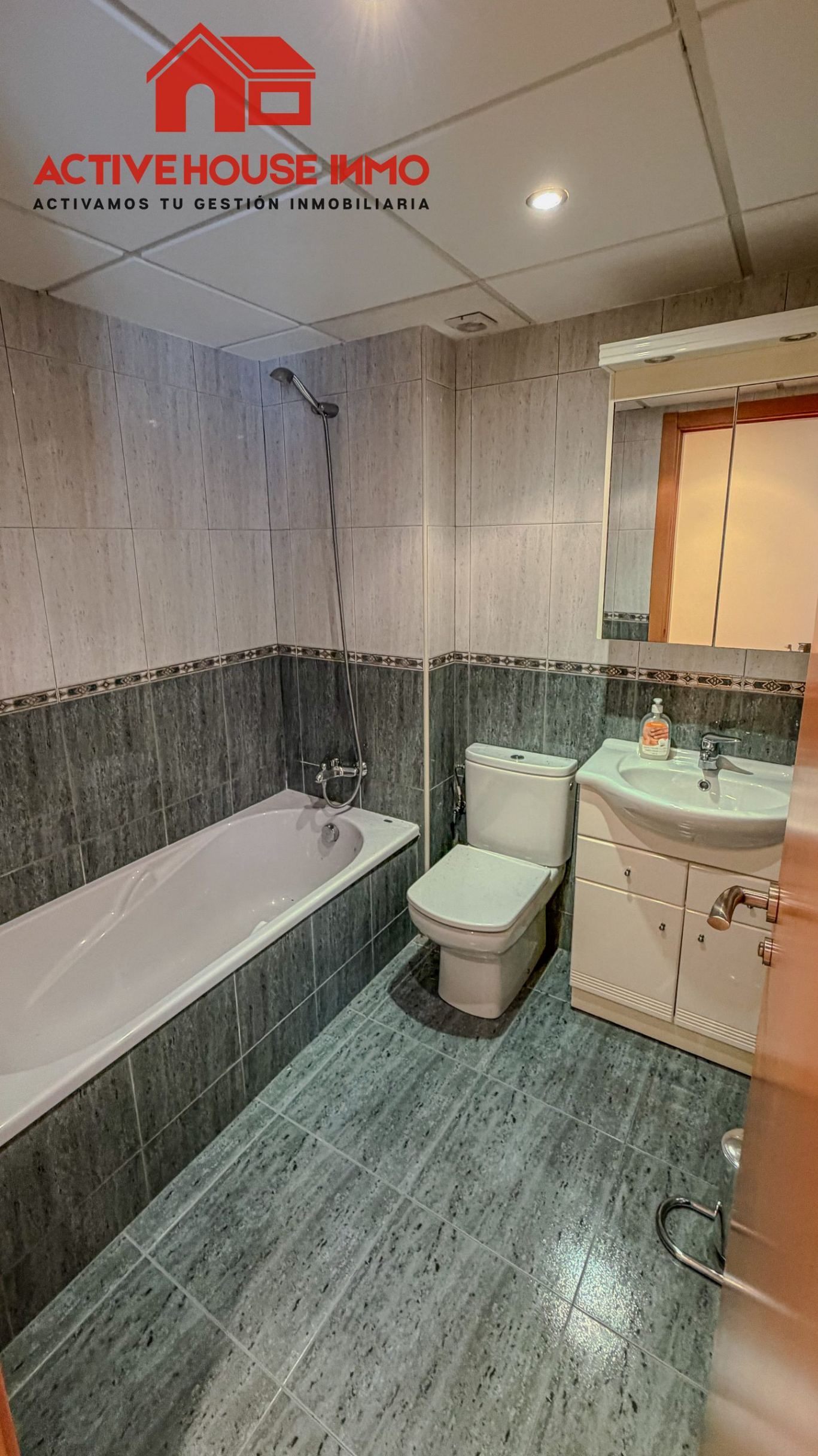 Piso para entrar a vivir en Masdenverge - Foto 25