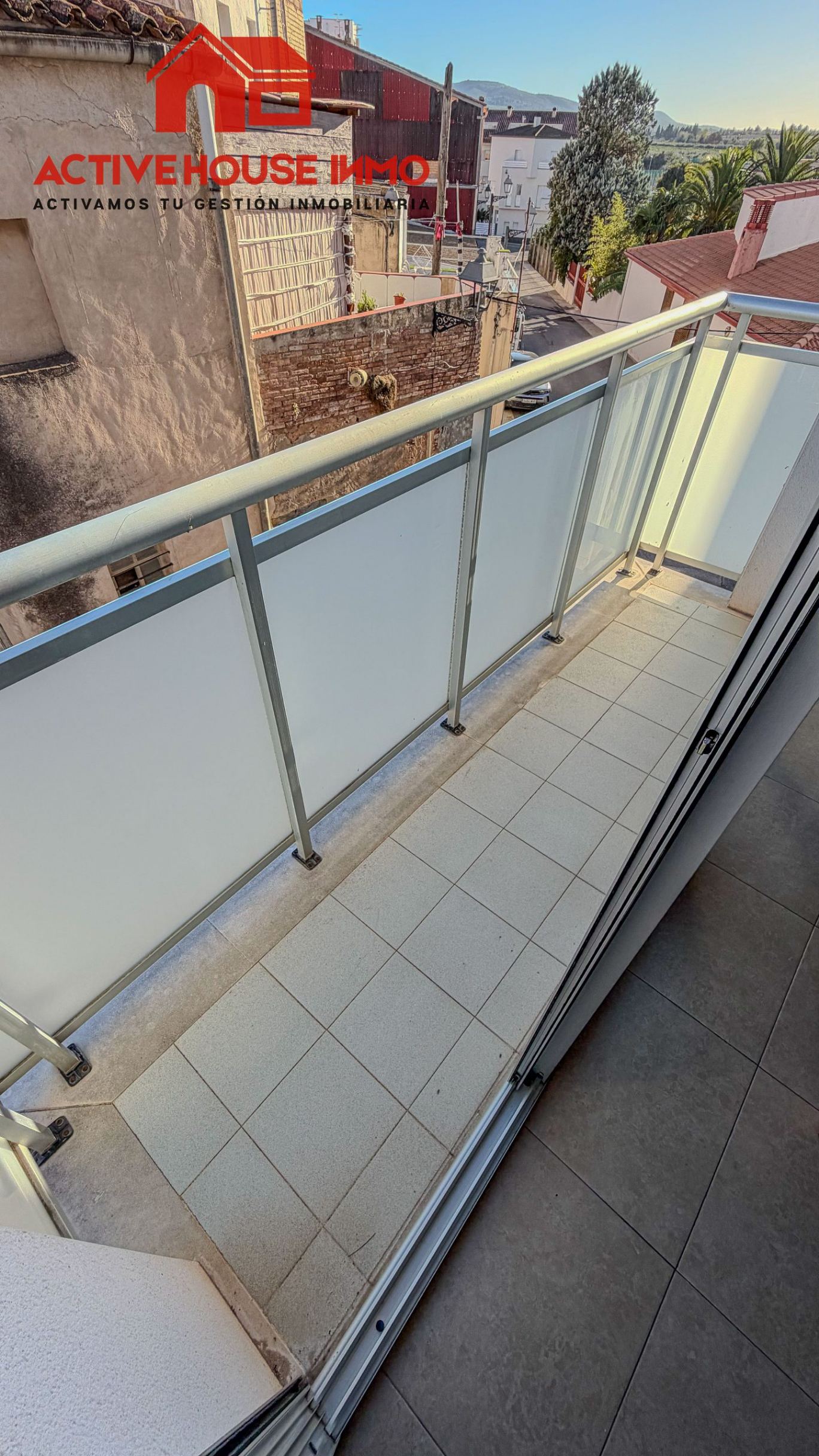 Piso para entrar a vivir en Masdenverge - Foto 3