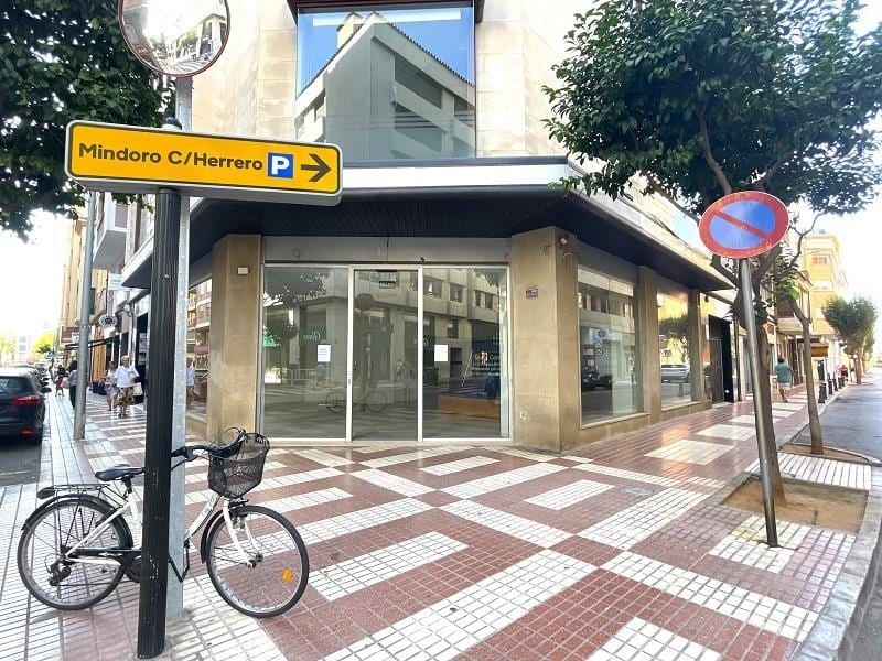 Local en Calle Ramon Y Cajal en Castellon - Castello de la Plana - Imagen 1