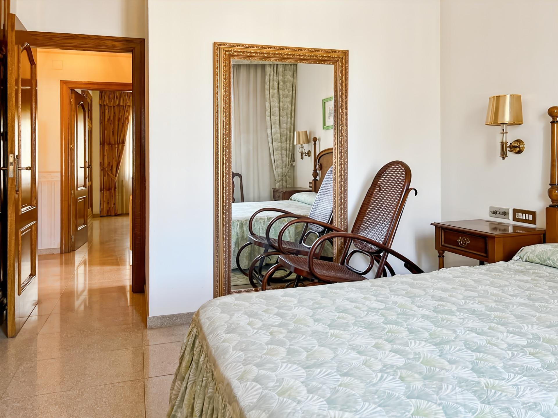 Quieres disfrutar y vivir cerca de la Playa Malvarrosa de Burriana, galardonada con Bandera Azul? Esta es tu oportunidad. en Burriana - Imagen 28
