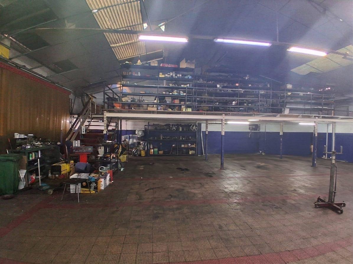 Local en zona muy transitada y todo diafano en Castelló de la Plana - Imagen 9