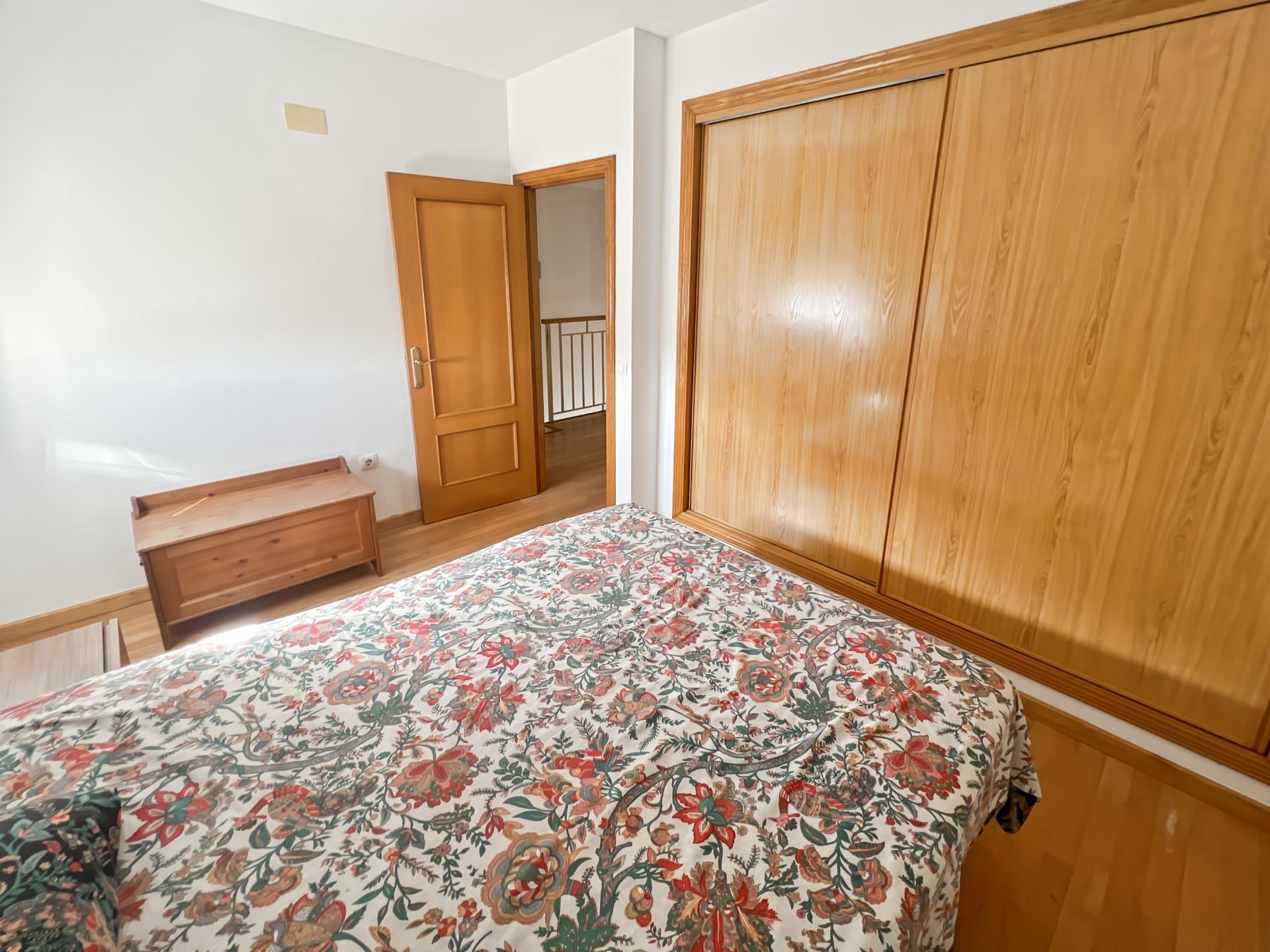 Terraced House Almazora (24)