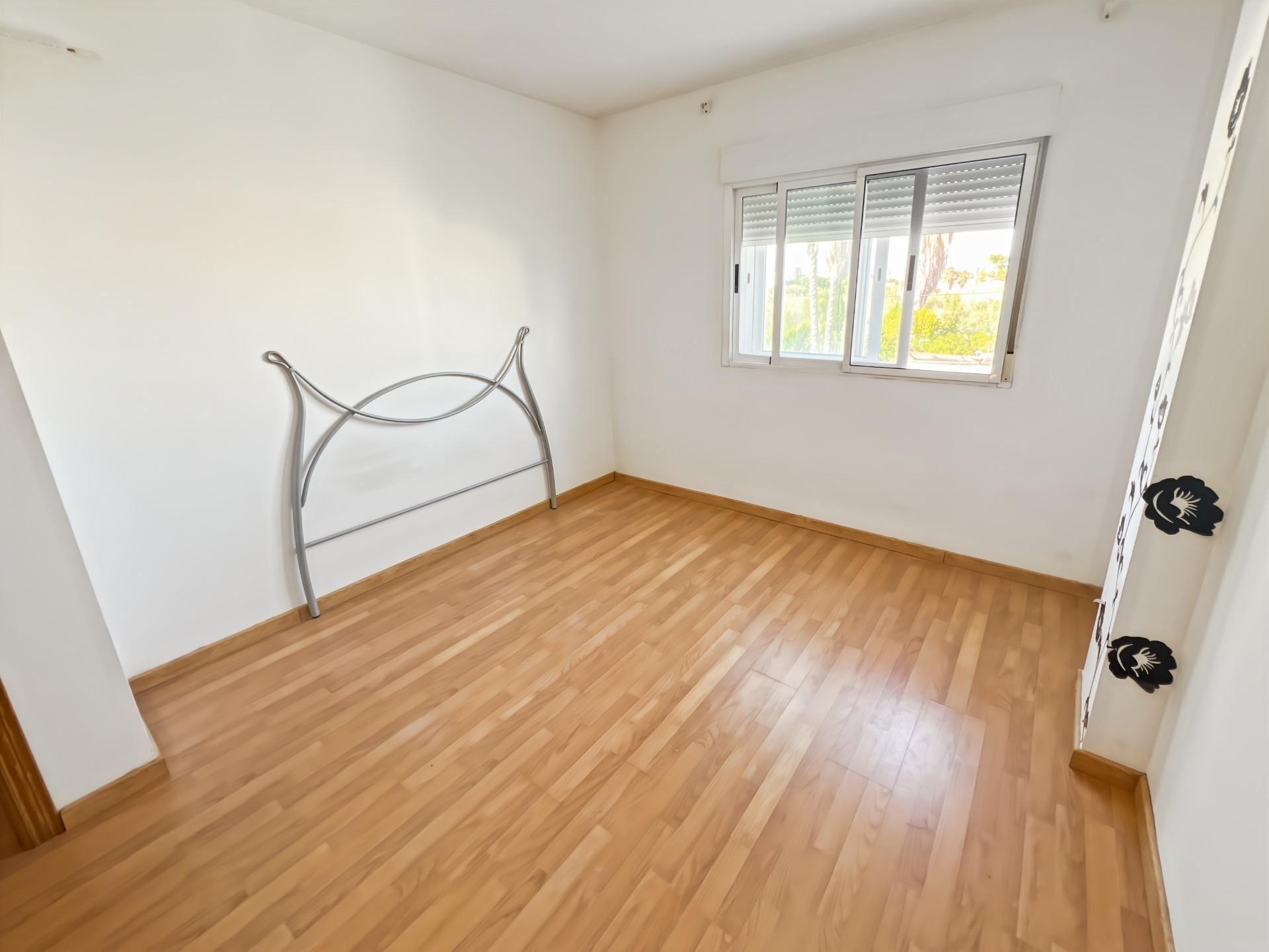 Terraced House Almazora (25)
