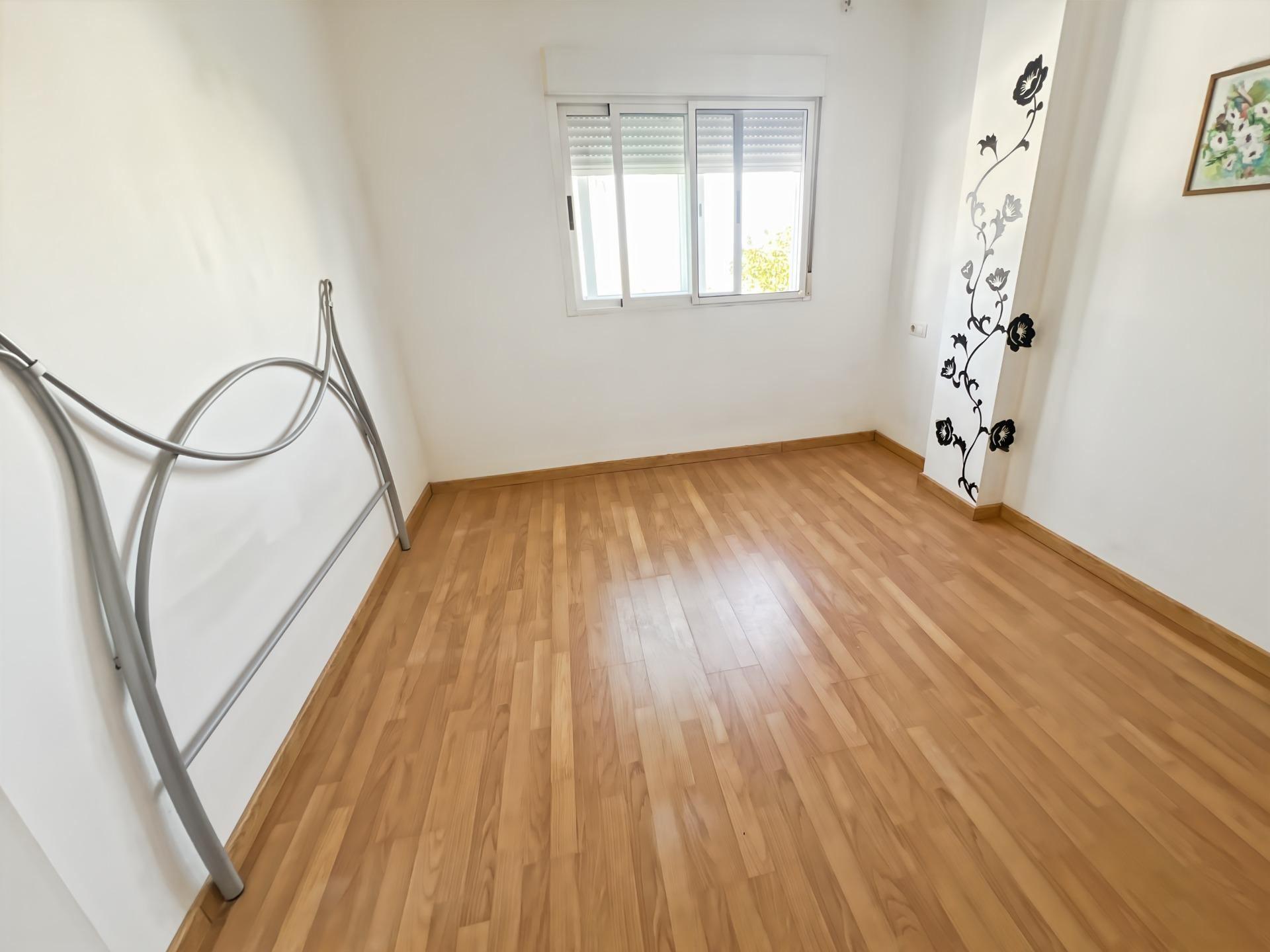 Terraced House Almazora (26)