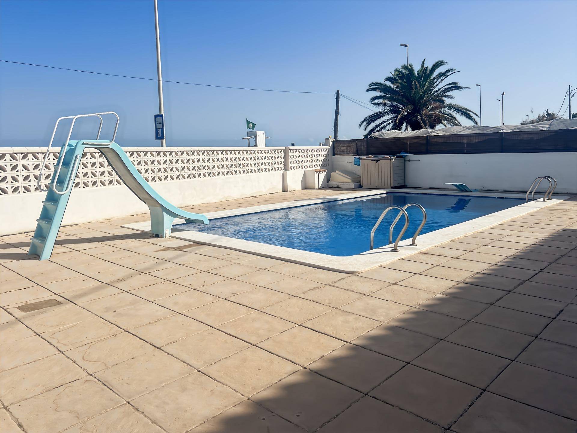 Terraced House Almazora (35)