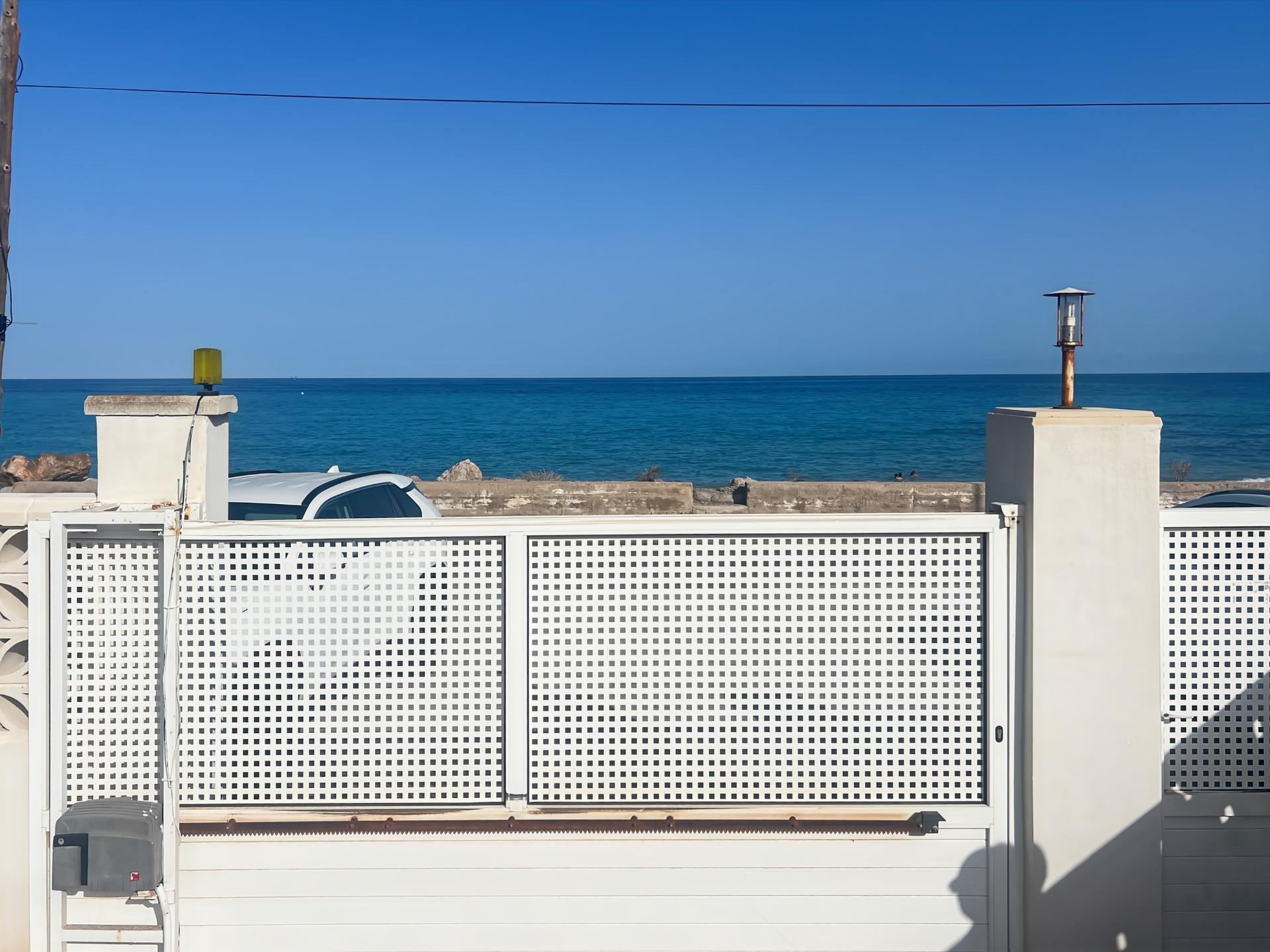 Terraced House Almazora (38)