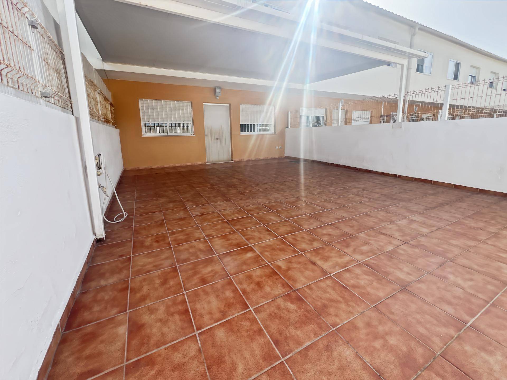 Terraced House Almazora (2)
