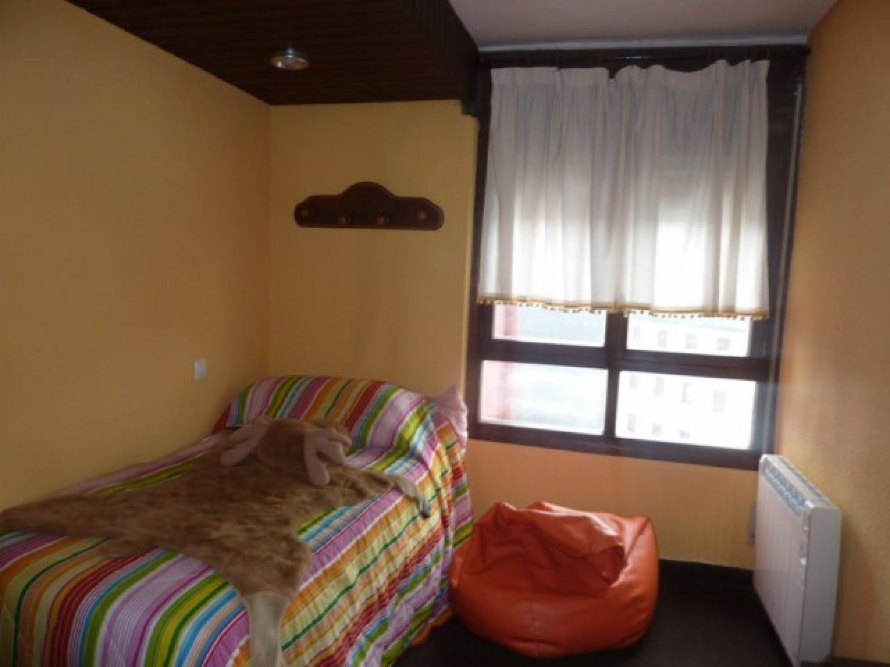 Piso en Calle Urbanizacion Las Piedras (Puebla de Lillo) - Foto 3