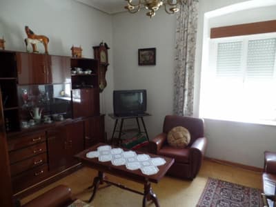 Piso en Calle Aguirre, 30 (Pola de Gordon (La))