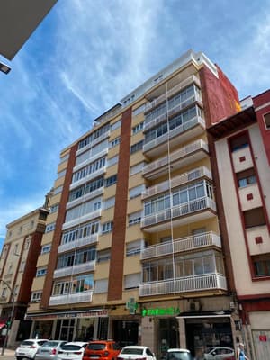 Piso en venta en Avenida del Padre Isla, 54