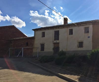 Casa en Calle La Iglesia, 2 (Joarilla de las Matas)
