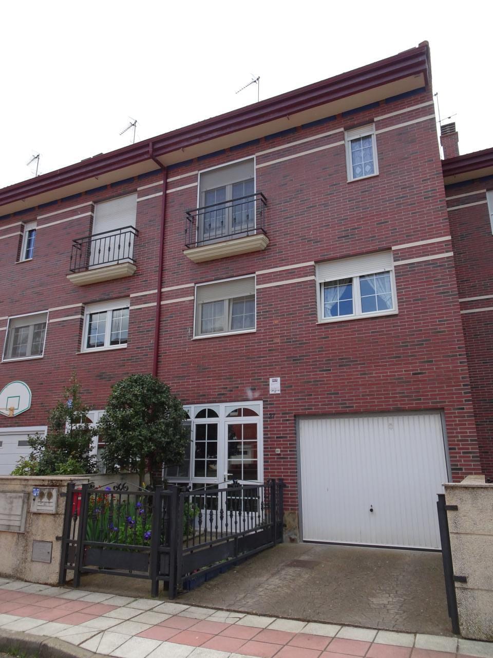Casa en Calle Jesus Torbado, 27 (San Andres del Rabanedo) - Foto 4