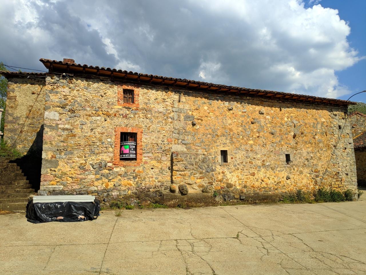 Casa en Calle Bajodevilla, 18 (Puebla de Lillo) - Foto 2