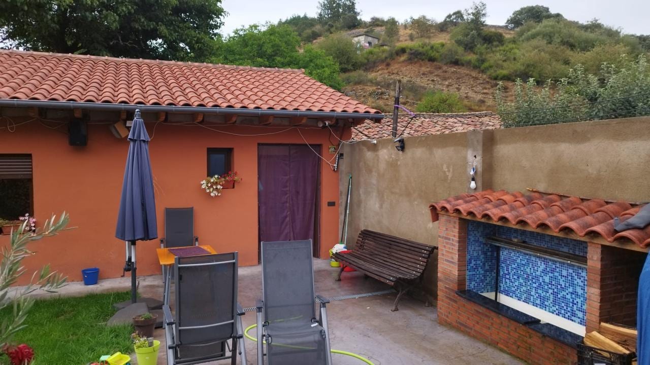 Casa en Calle Valle, 5 (Vegaquemada) - Foto 2