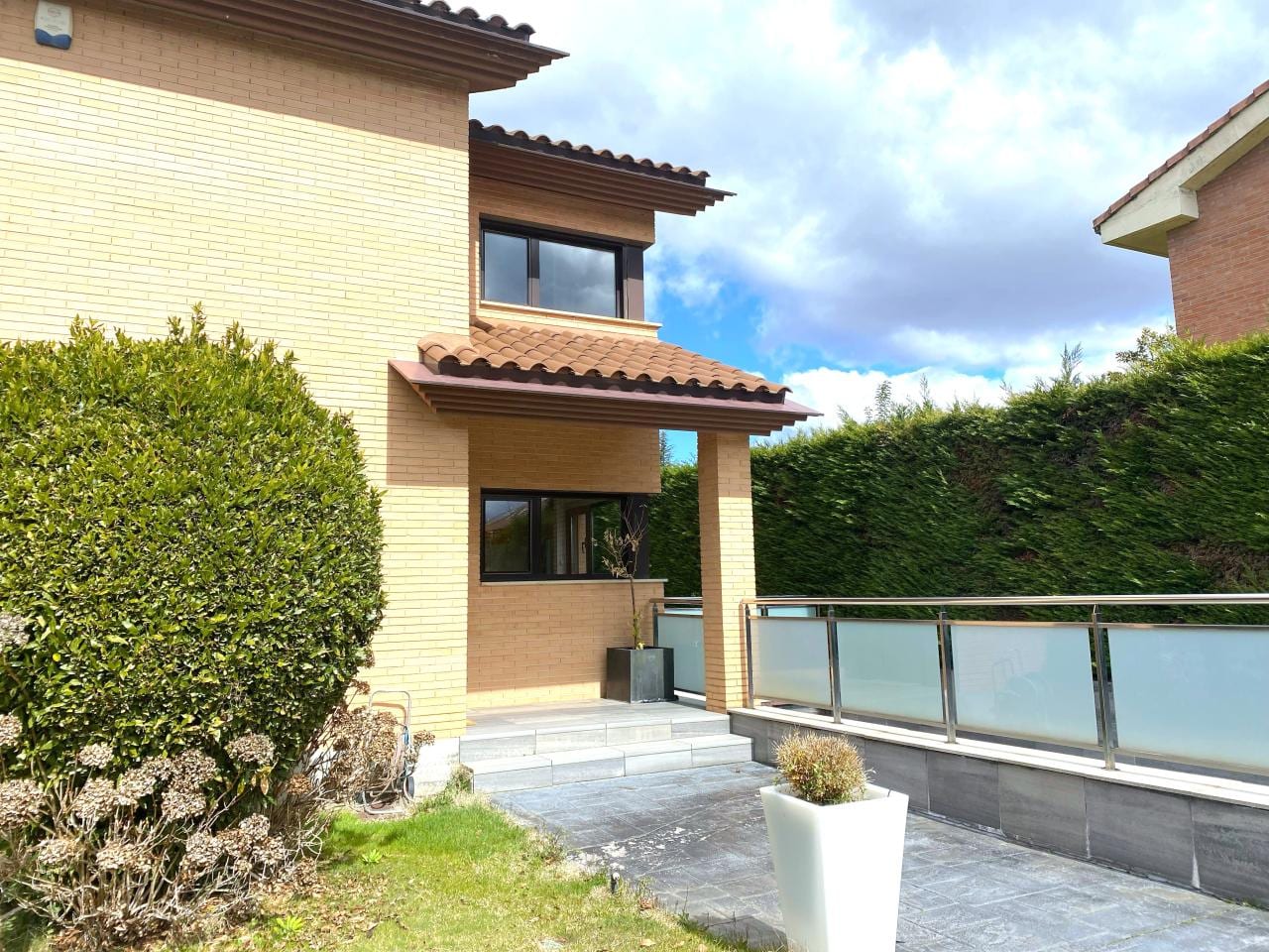 Casa en Calle Urbanizacion Los Acebos, 15 (Carbajal de la Legua) - Foto 2