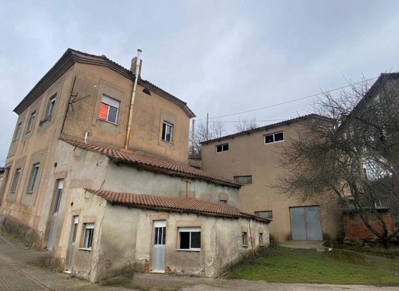Casa en Carretera De La Bañeza, 9 (Carrocera) - Foto 2