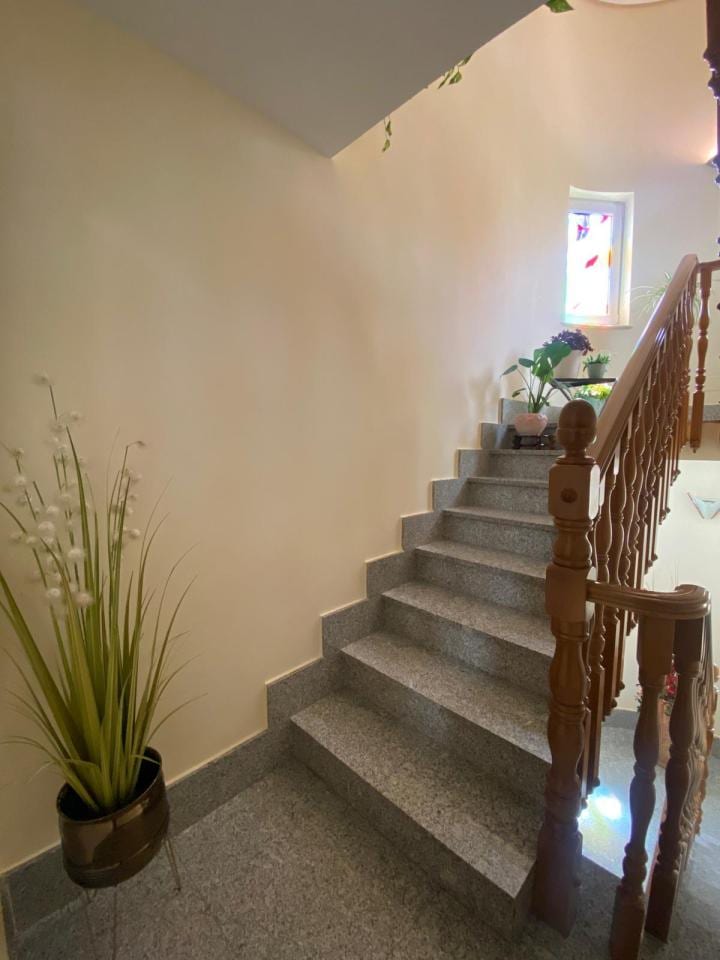 Casa o chalet independiente en venta en Trobajo del Camino - Foto 3