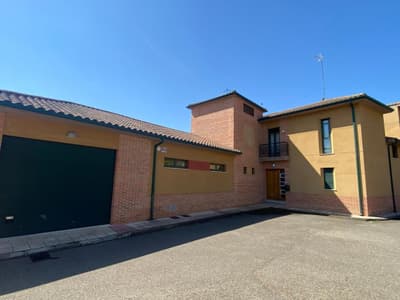 Casa en Calle Medio, 53 (Santovenia de la Valdoncina)