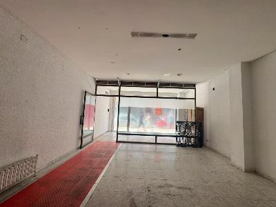 Local comercial en la calle Juan Madrazo