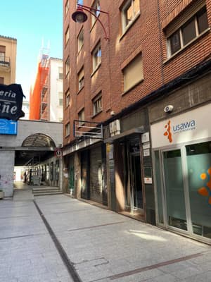 Local en Calle Republica Argentina 32 24001 Leon (Centro)