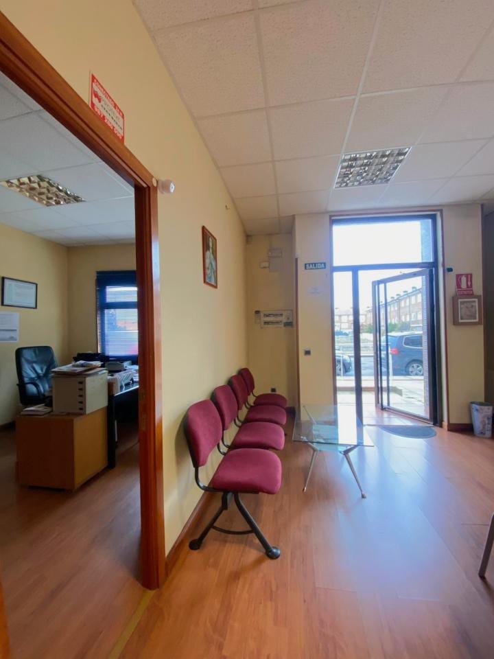 Local en Calle Sagunto 6 Bajo 6 24010 Leon (Leon) - Foto 2