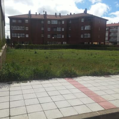Solar en Calle Porma, 9 (Navatejera)