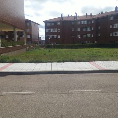 Solar en Calle Porma, 9 (Navatejera)