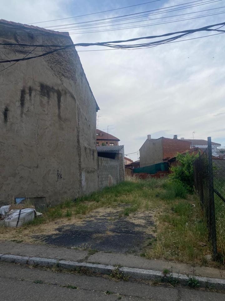 Solar en Calle La Olimpica, 10 (San Andres del Rabanedo) - Foto 1