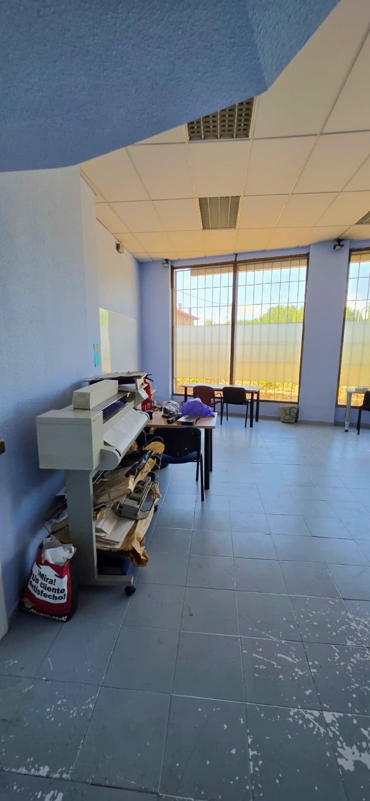 Local comercial en la Plaza Polideportivo - La Robla - Foto 17