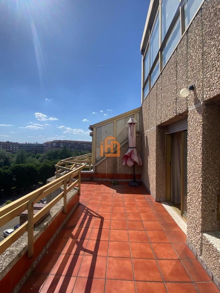 Piso en Calle Cardenal Lorenzana (Centro) - Foto 2