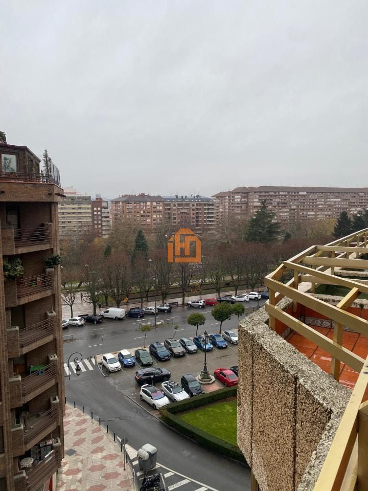 Piso en Calle Cardenal Lorenzana (Centro) - Foto 3