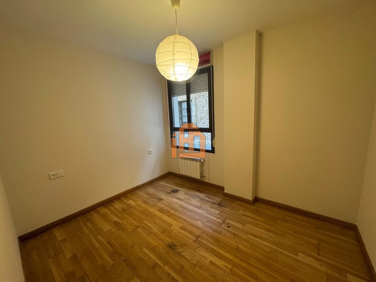 Apartamento sin muebles en el Casco Antiguo - Foto 6
