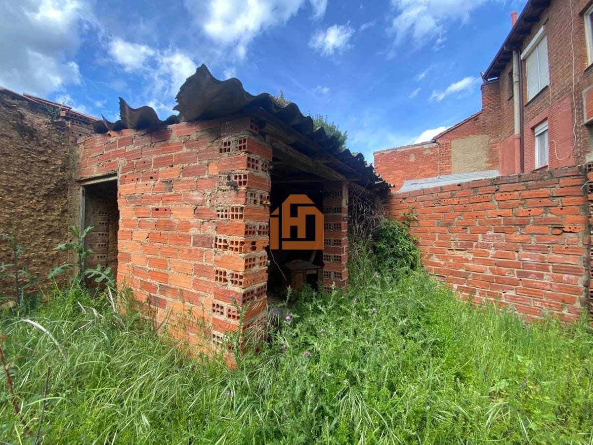 Casa en Calle Parroco Pablo Diez, 224 (Trobajo del Camino) - Foto 3