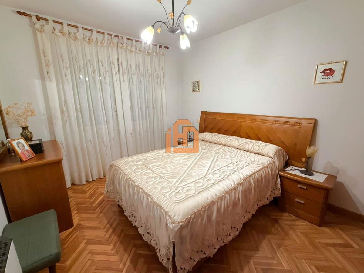 Casa en Calle Seneca, 10 (Villarejo de Orbigo) - Foto 5