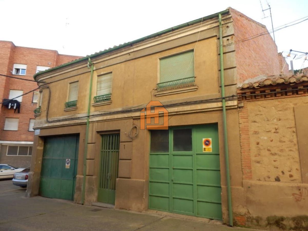 Casa en Calle Olleros, 1 (Bañeza (La))