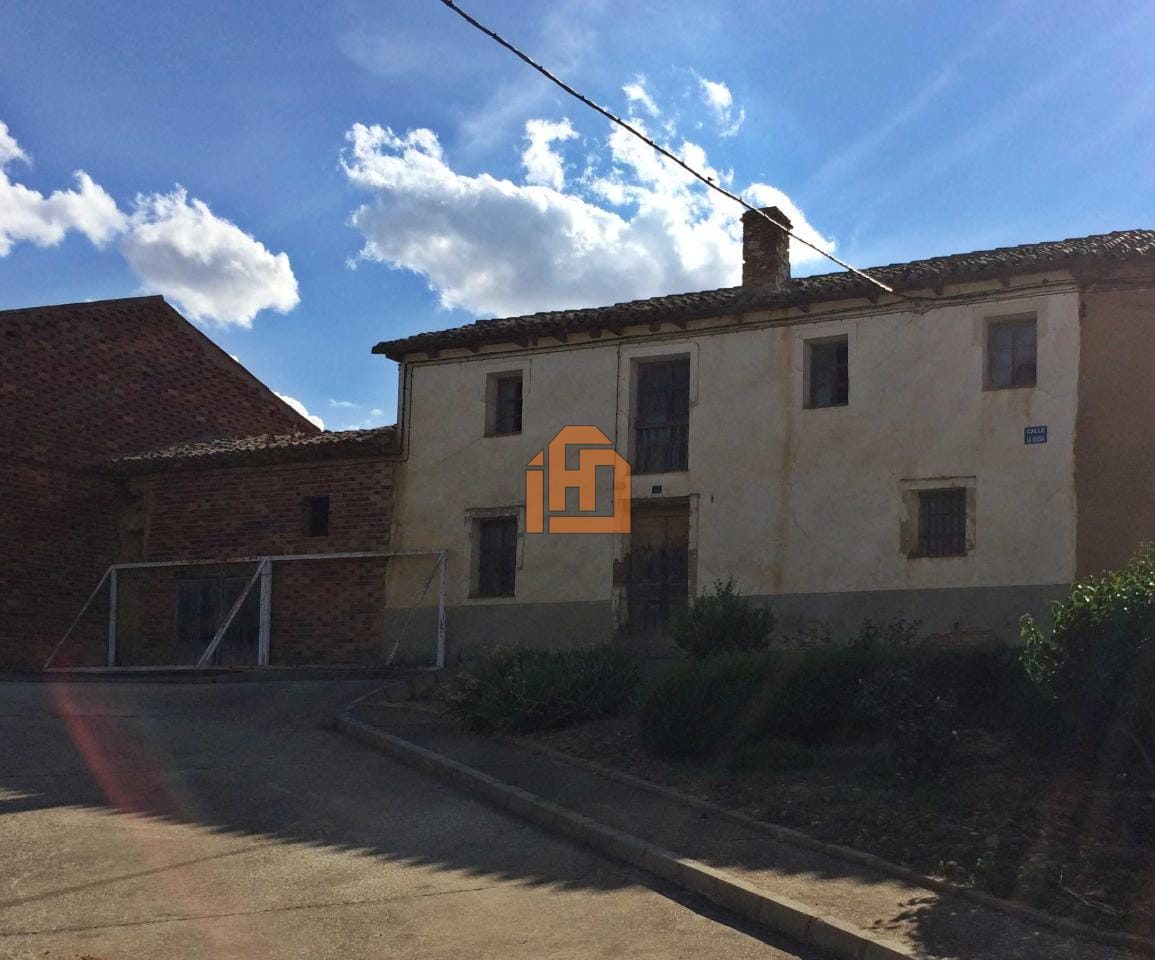 Casa en Calle La Iglesia, 2 (Joarilla de las Matas)