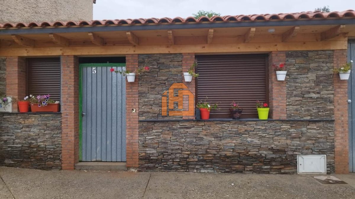 Casa en Calle Valle, 5 (Vegaquemada)