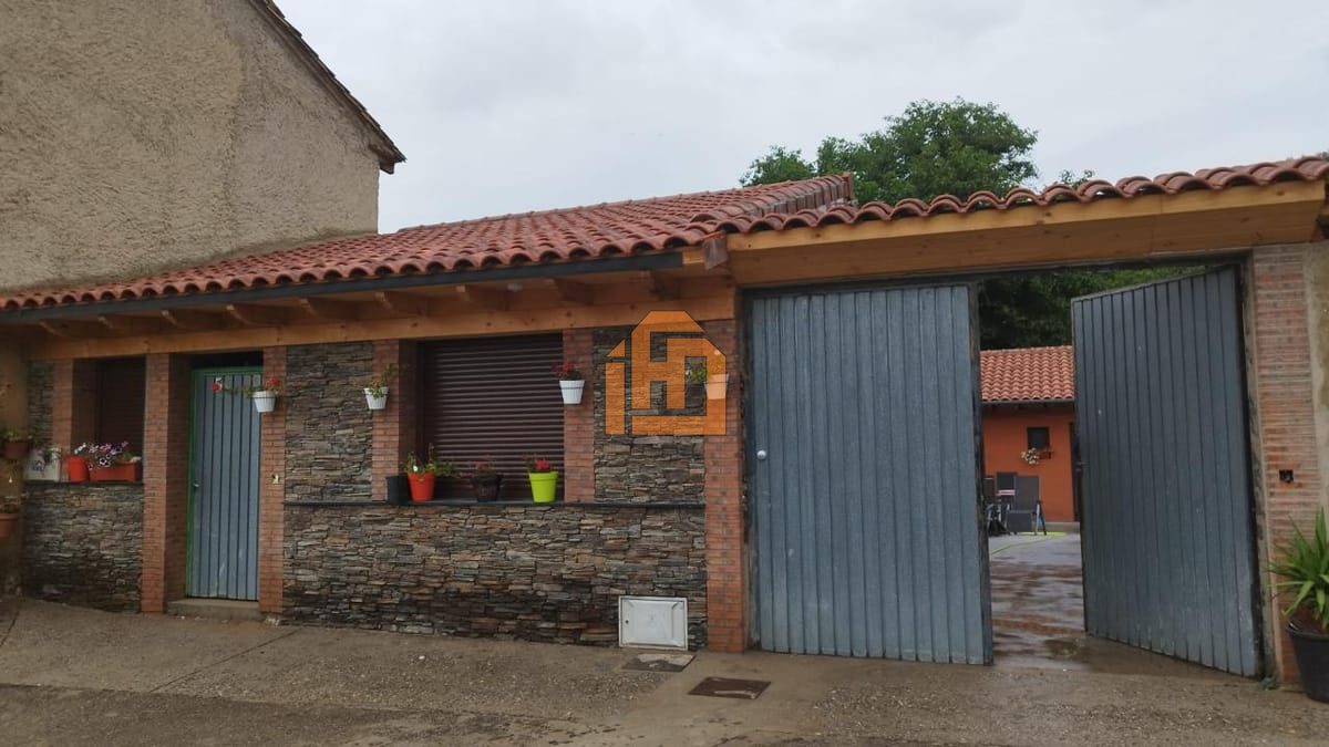 Casa en Calle Valle, 5 (Vegaquemada)